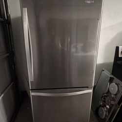 Refrigerador Whirlpool 33 Wide 