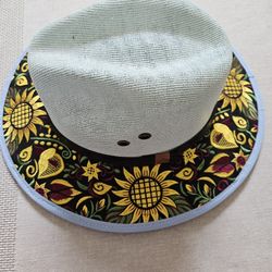 Sombreros Bordados 