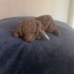 Fetcher beanie baby Ty DOB 4/17/2000