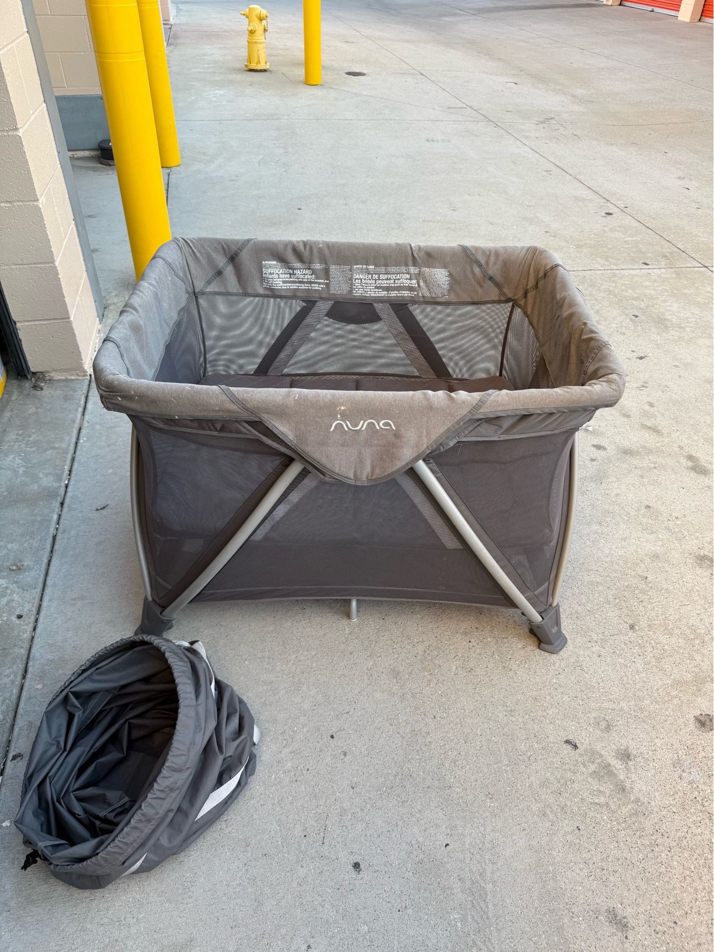 Nuna playpen