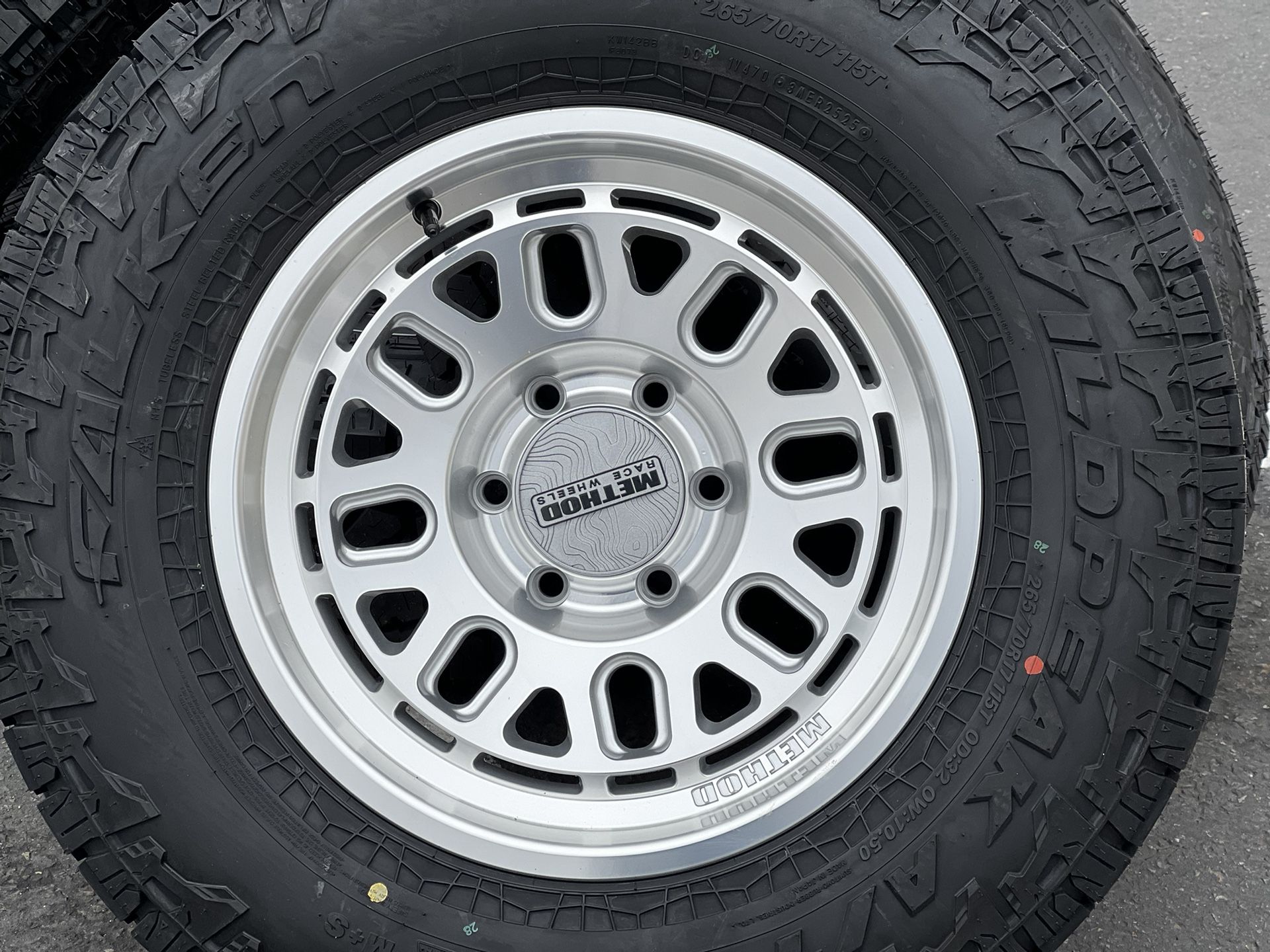 17 Method wheels rims Toyota Tacoma 4Runner FJ Cruiser Lexus GX