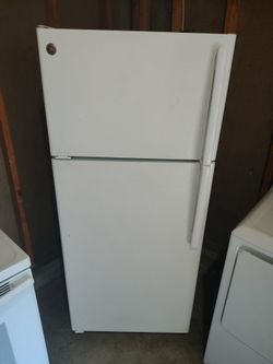 White ge refrigerator