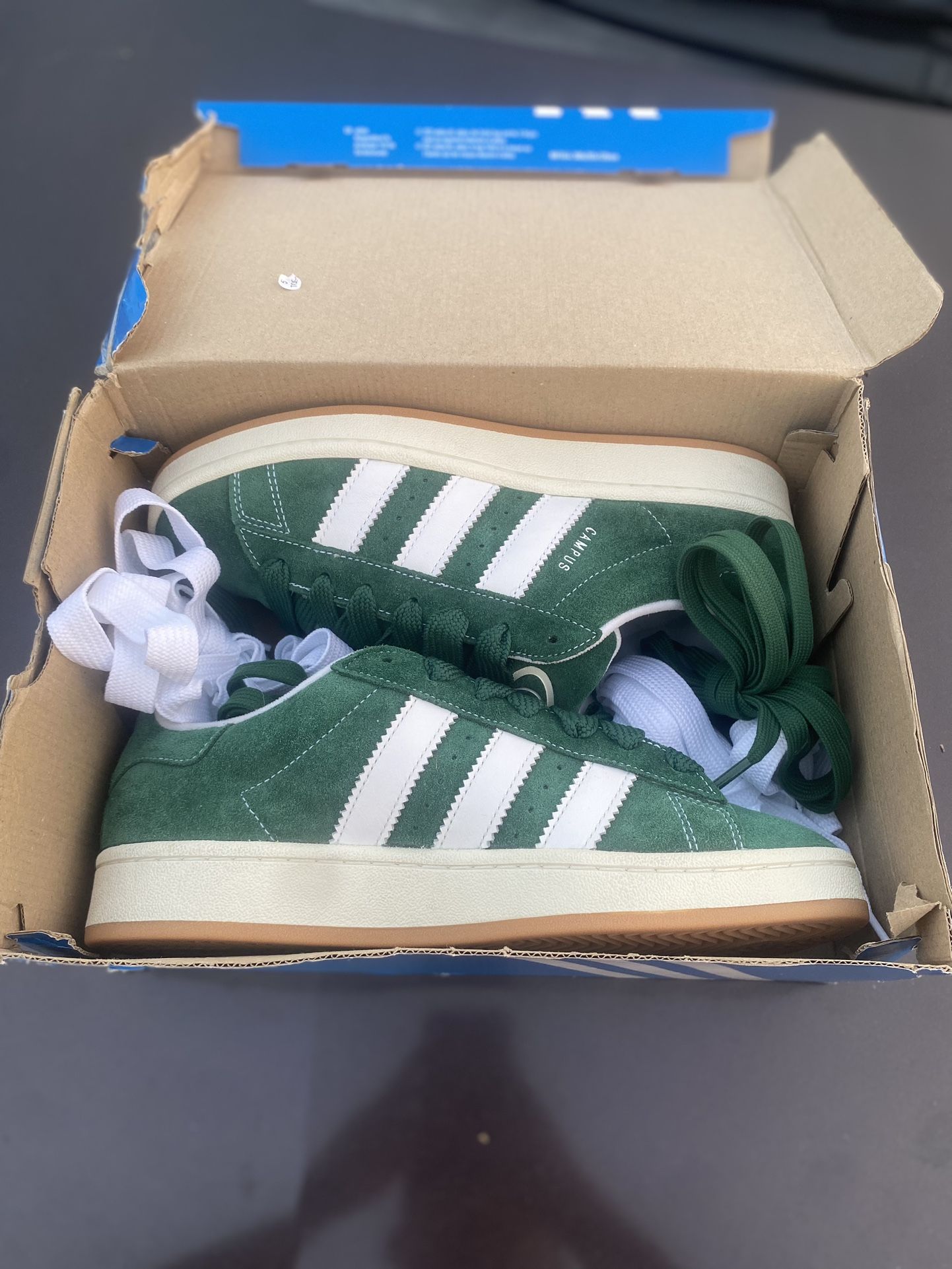 Adidas Campus 00s