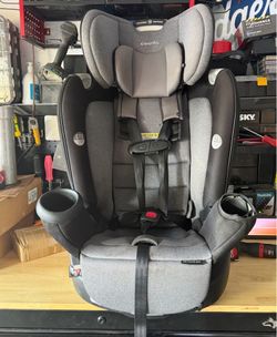 Evenflo Revolve360 car seat