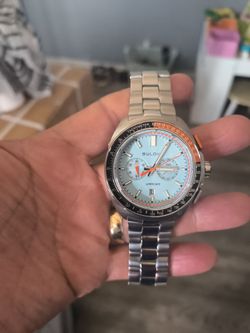 Buloba racer 98b432 solo tengo el rreloj no la caja  nuevo