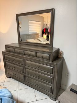 Dresser ,Cómoda