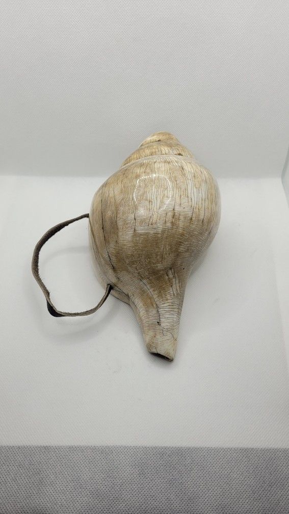 Vintage conch shell | Buddhist Ritual Musical Instrument |