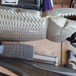 Front gate Pool Float