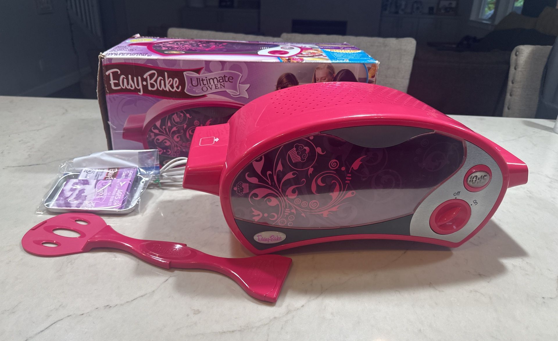 Easy Bake Oven