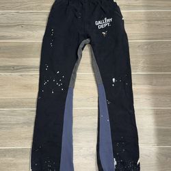 Gallery Black Dept Sweats