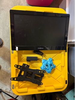 10” Camper Size TV with Mount