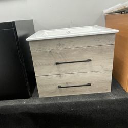 New 24” Bathroom Vanity -floating 
