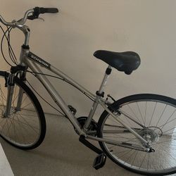 Schwinn Men’s Voyager 2  700c Bicycle