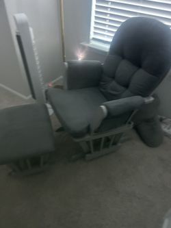 Rocking Chair / Grey Rocking Chair With Foot Ottoman