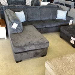 Altari 2-Piece Sectional with Chaise