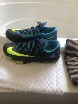Nike KD’s size 13
