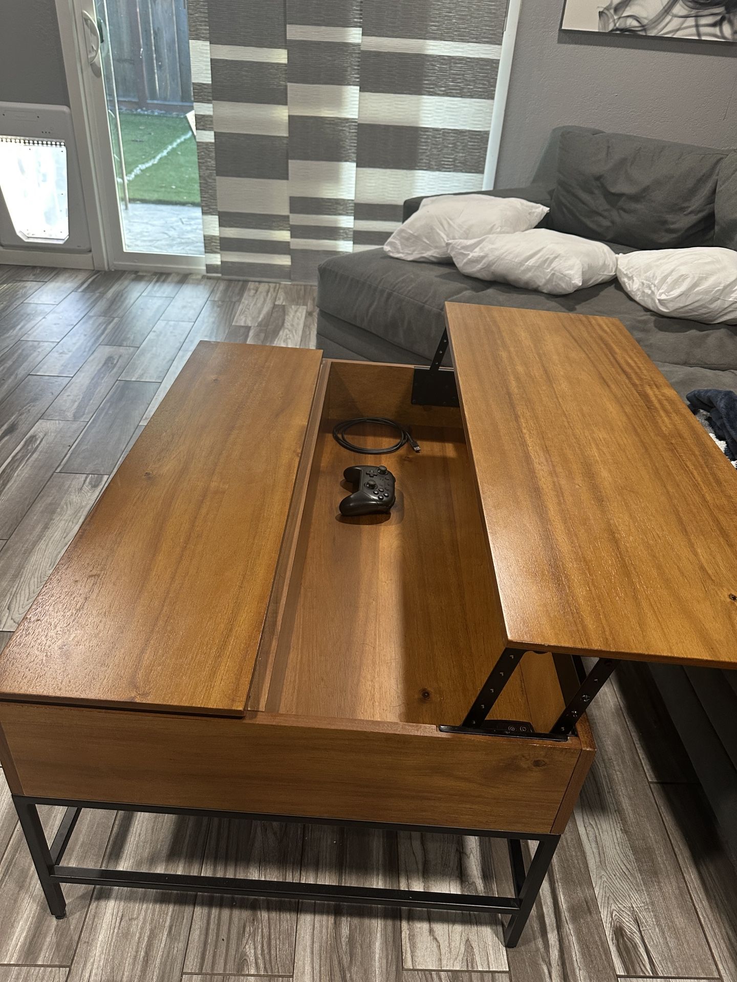 Wooden Rising Coffee table & End Table | Living Spaces