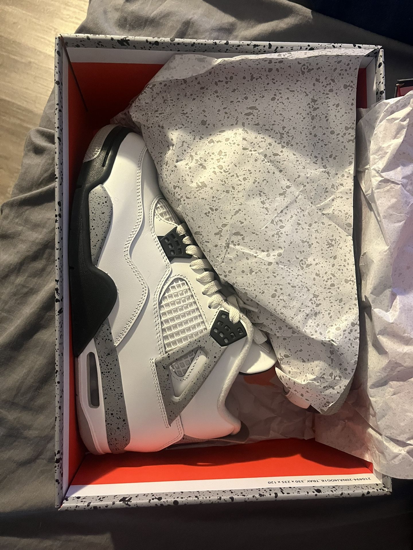 Jordan 4 Cement