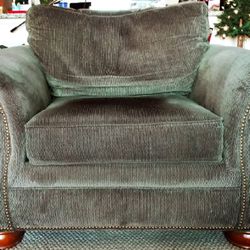 Wide Sofa Chair