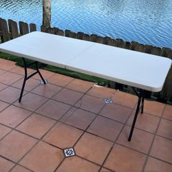 Foldable Table 6ft