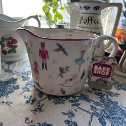 🩰 THE BAKE SHOP • “The Nutcracker” Measuring Jug/Cup/Pitcher (34oz)