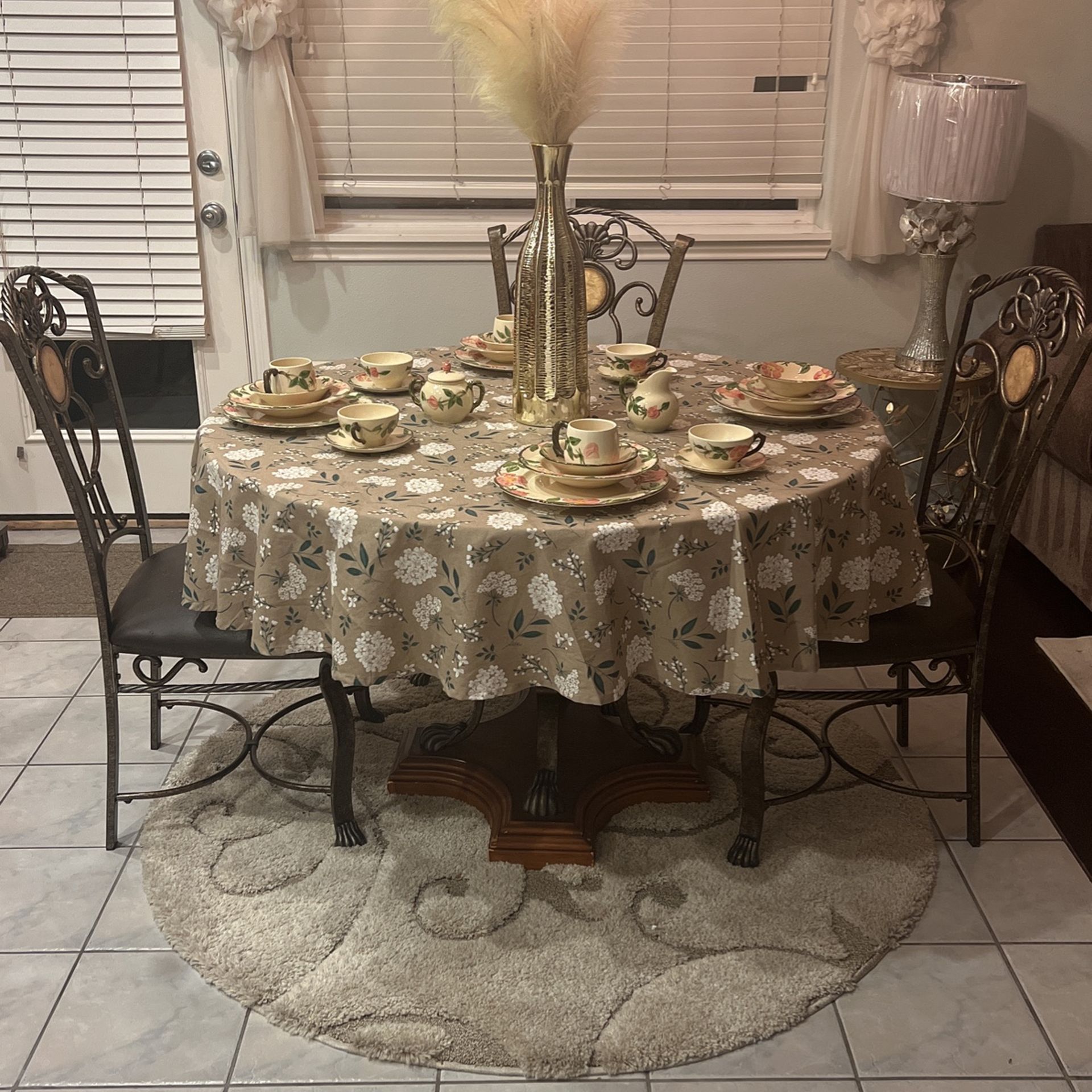Kitchen Table
