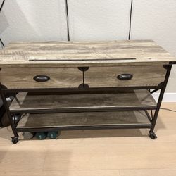 Small Entertainment Stand