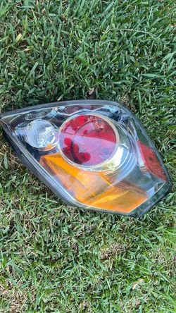 New 2007-2012 nissan altima tail light