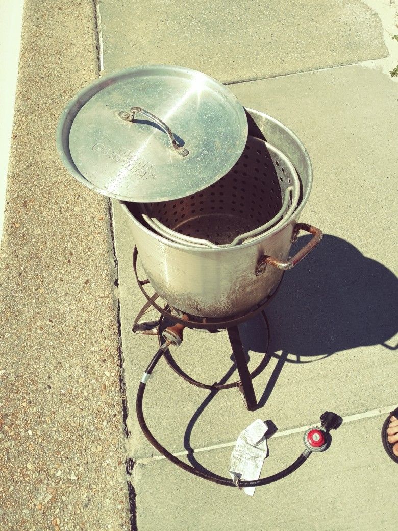 40qt Outdoor  Gourmet Crawfish Boiler 