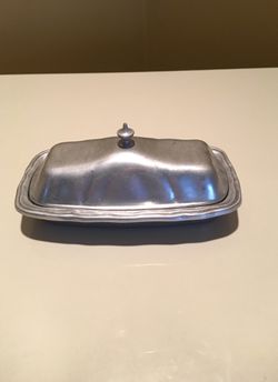 Wilton Columbia Queen Anne Covered Butter Dish, Pewter