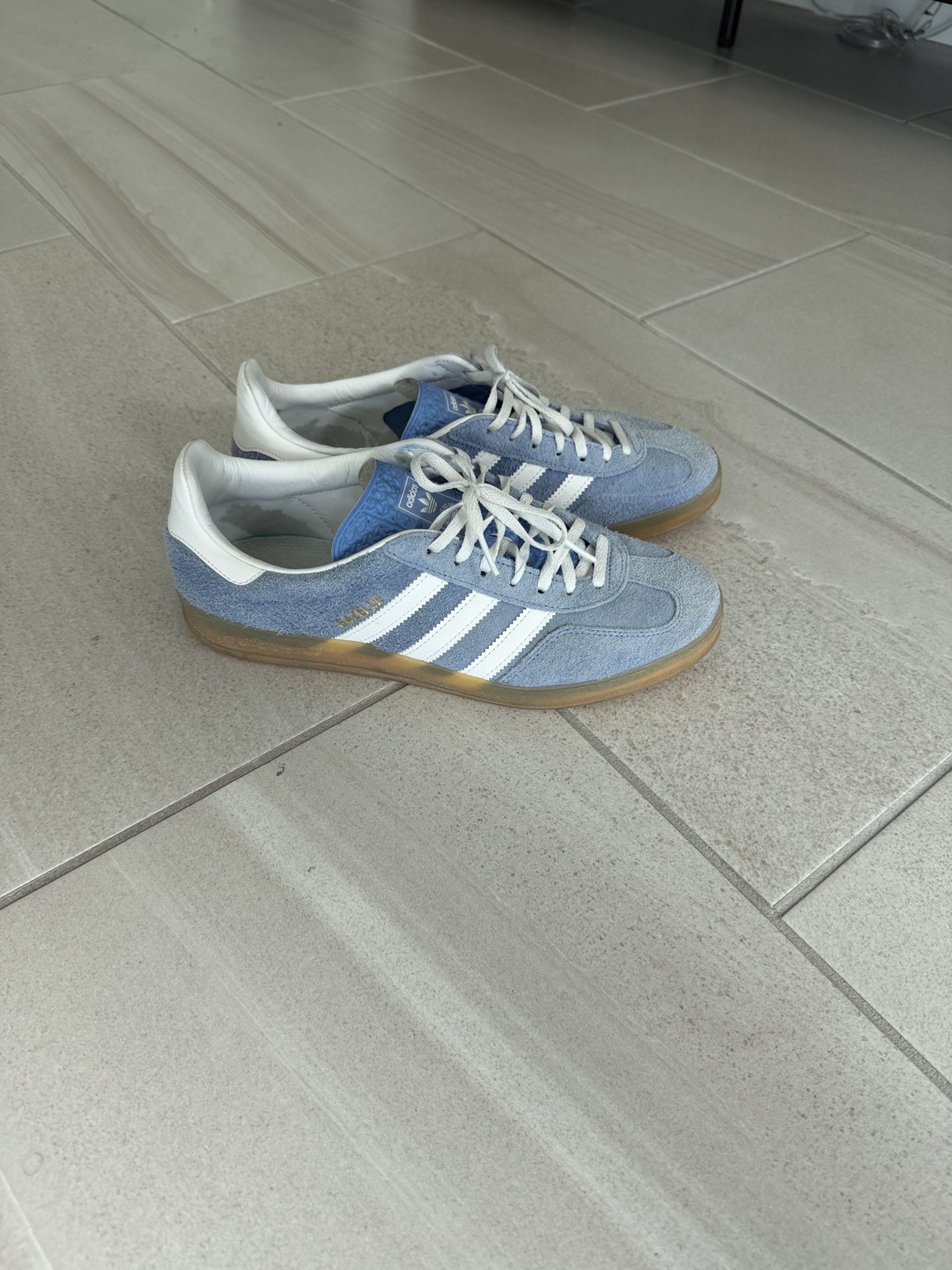 Adidas Gazelle Men Sneakers Blue And White