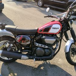 2017 Yamaha SCR950