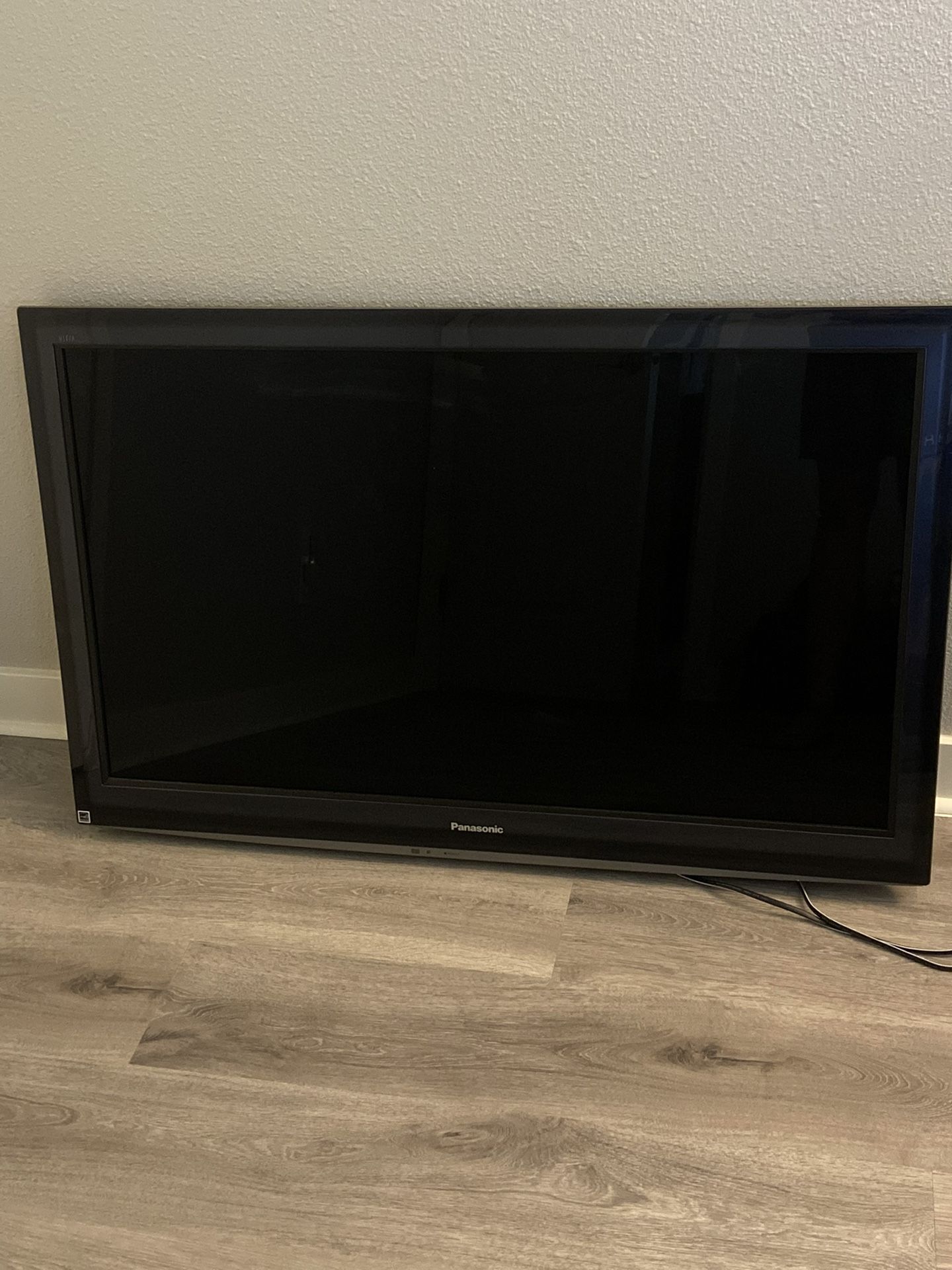 Flatscreen TV- 42”