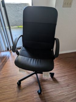 Desk and office chair