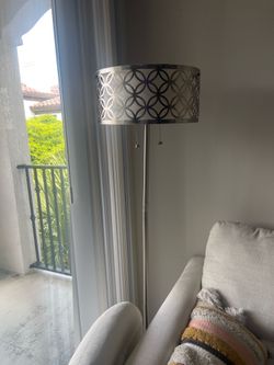Floor lamp