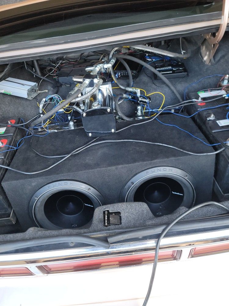 2 12s P3s Box Kicker Amp And Epicenter