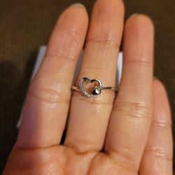 Women's 925 Sterling Silver CZ Hearts Ring Size 7