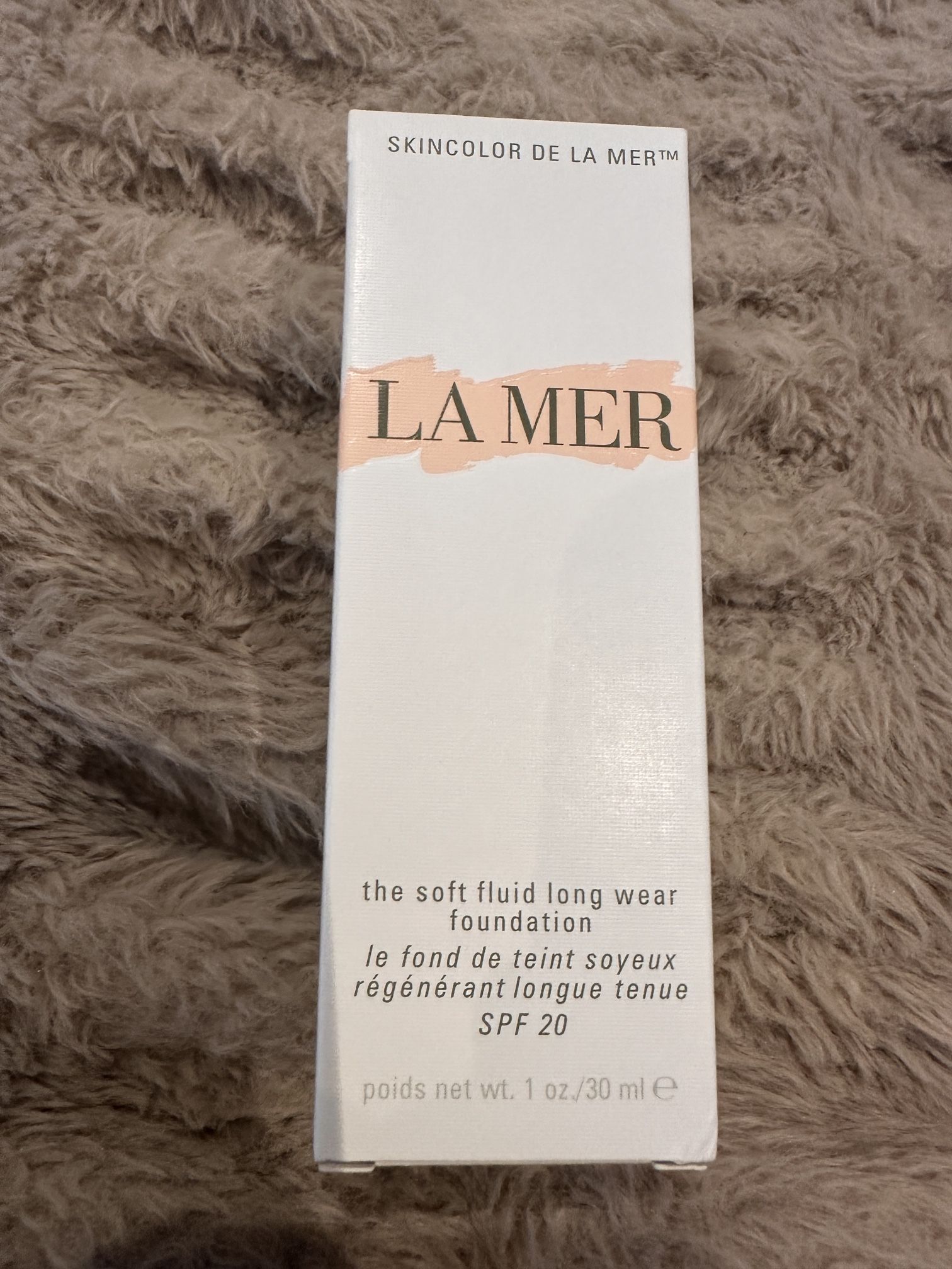 La Mer The soft fluid long wear foundation spf 20 shade porcelain01 ($150 Retail)