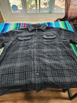 Men's Black Gray Plaid Flannel Shirt