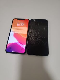 iPhone 11 screen