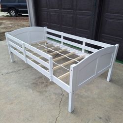 Twin Bed