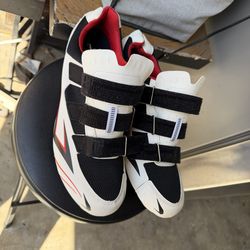 Used for Pelaton bike  size 14