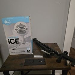 Snowball Ice Mic 
