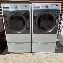 Washer & Dryer Kenmore Front Loader Set 