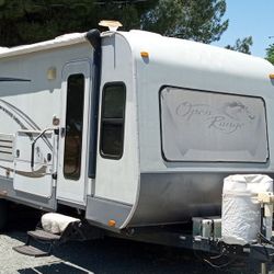 2012 Open Range Roamer Trailer Camper