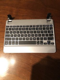 Apple IPad keyboard