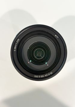 Sony FE 24-105mm f/4 G OSS Lens — Excellent Condition