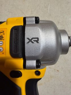 1/2 in  impact wrench dewalt