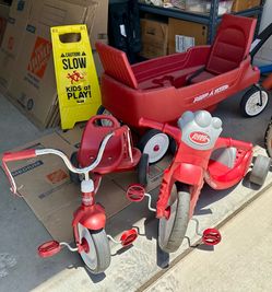 Radio Flyer Red Wagon & Tricycles
