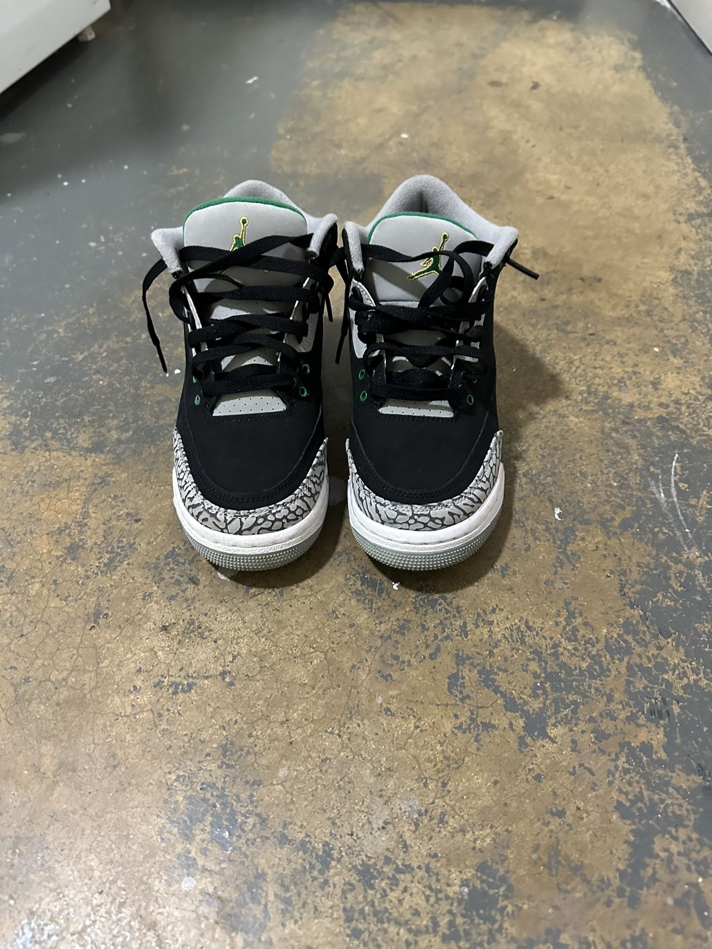 PINE GREEN Jordan 3